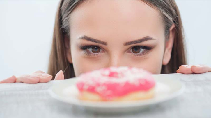 10 easy ways to beat sugar cravings